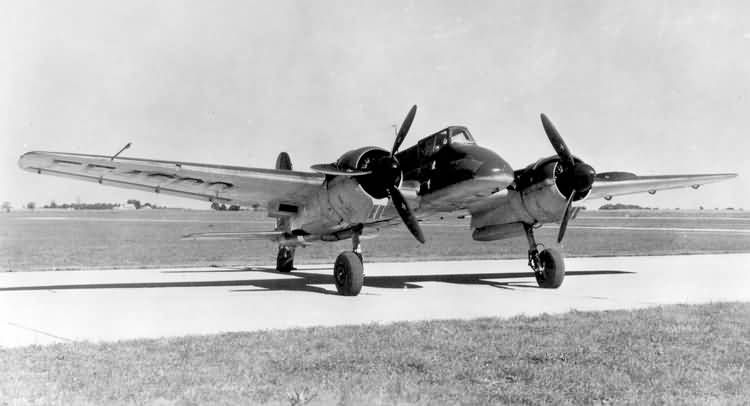 Cyber A�ro Breton - HENSCHEL HS 129 B-1/R2
