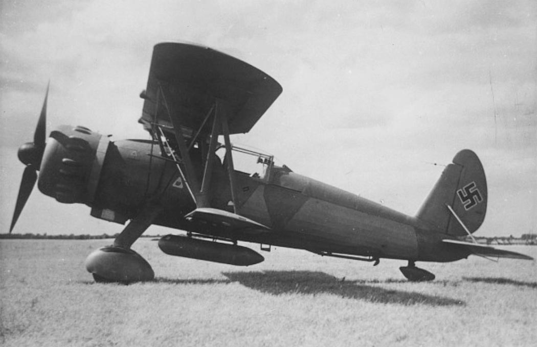 Cyber A�ro Breton - ARADO AR 197