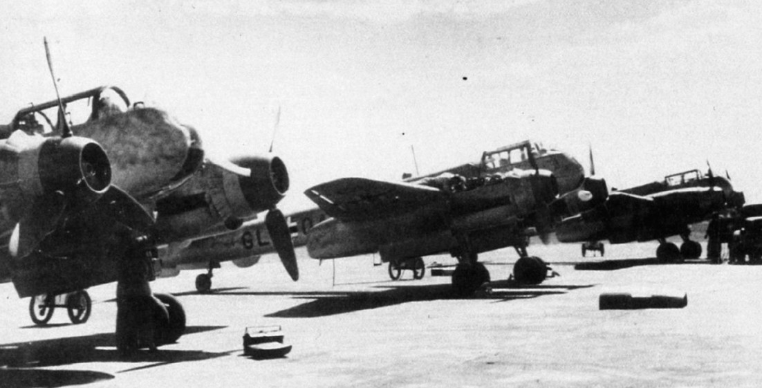 Cyber A�ro Breton - ARADO AR 240 A-0