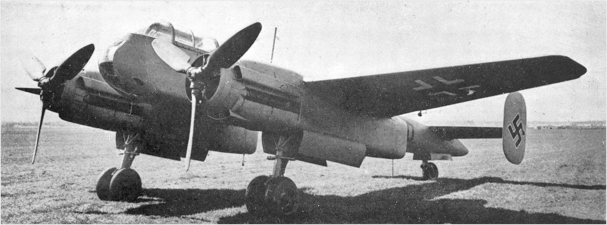 Cyber A�ro Breton - ARADO AR 240 V-3
