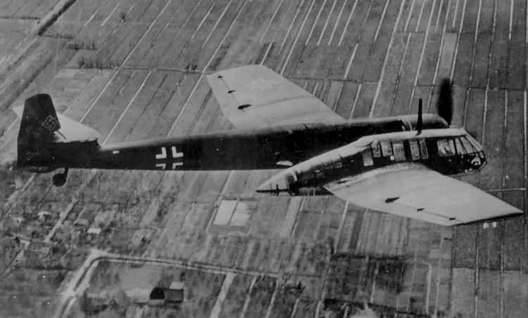 Cyber A�ro Breton - BLOHM UND VOSS BV 141 A-04