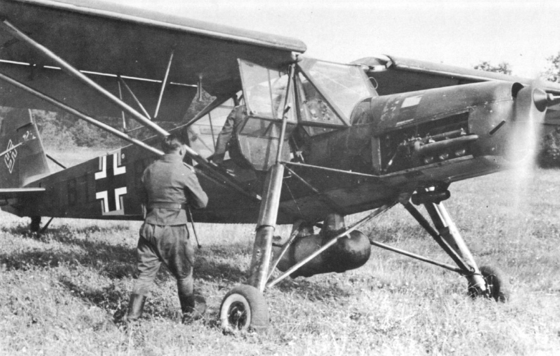 Cyber A�ro Breton - FIESELER FI 156 C-1 STORCH