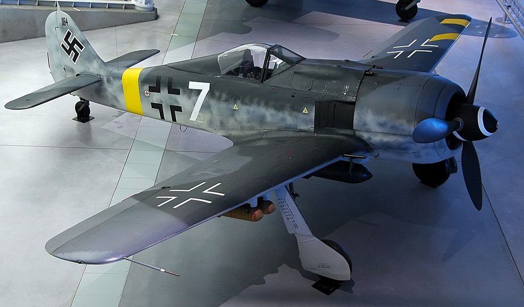Cyber A�ro Breton - FOCKE-WULF FW 190 F-8