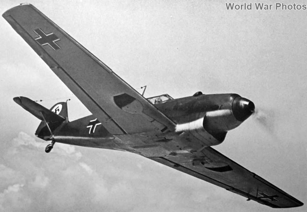 Cyber A�ro Breton - MESSERSCHMITT ME 109 B-1 EL CONDOR