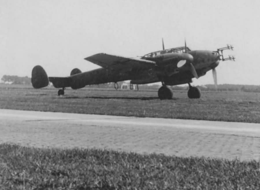 Cyber A�ro Breton - MESSERSCHMITT ME 110 G-4