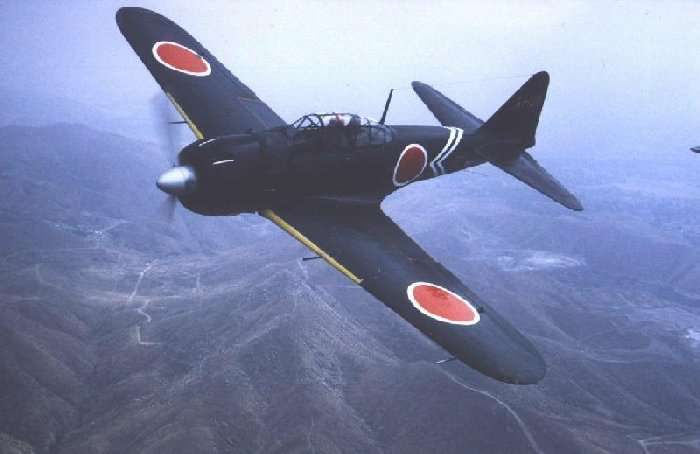 Cyber A�ro Breton - MITSUBISHI TYPE 0 A6M5A ZERO ZEKE MOD�LE 52A