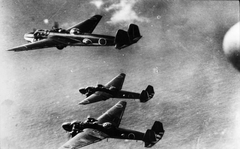 Cyber A�ro Breton - MITSUBISHI G3M3 MOD�LE 23