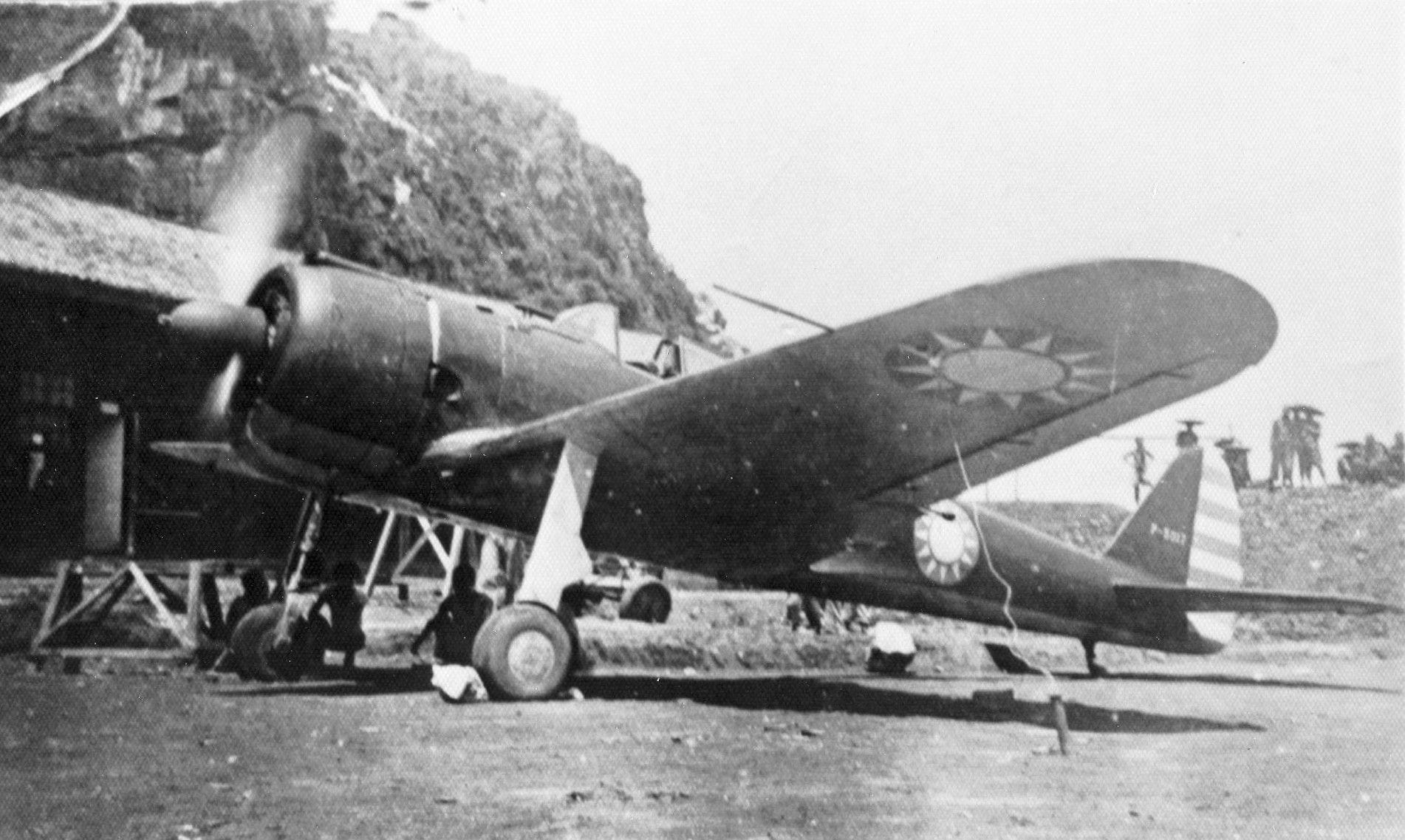 Cyber A�ro Breton - NAKAJIMA TYPE 1 KI.43 HAYABUSA OSCAR