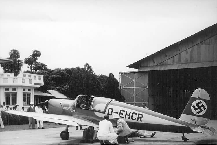 Cyber A�ro Breton - D-EHCR AR79