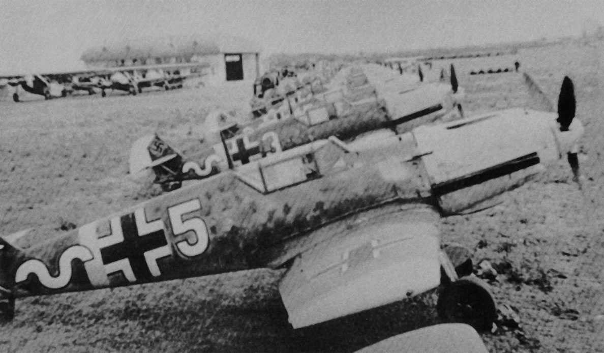 Cyber A�ro Breton - MESSERSCHMITT ME 109 E-1/B EMIL