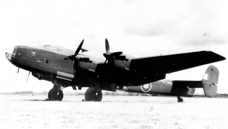 Cyber A�ro Breton - HANDLEY PAGE HP.57 HALIFAX B MK II S�RIE IA