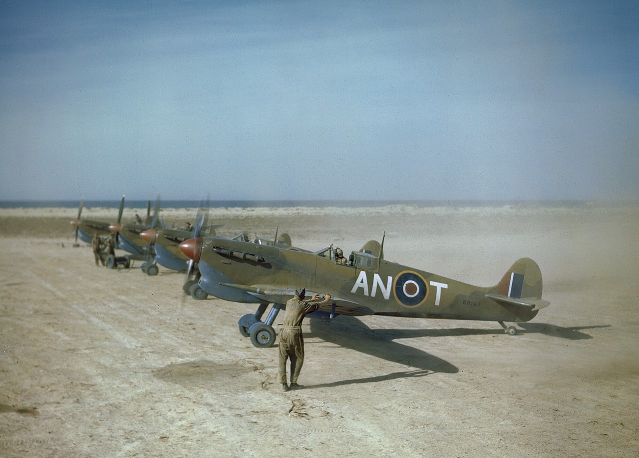 Cyber A�ro Breton - SUPERMARINE SPITFIRE MK XIV