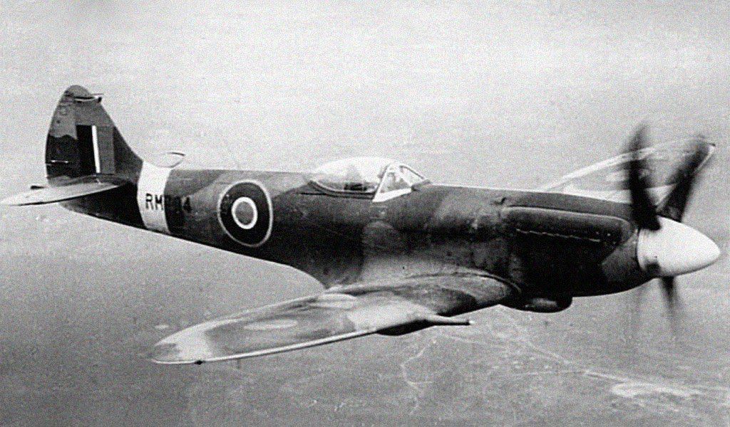 Supermarine Spitfire F Mk XIV E 