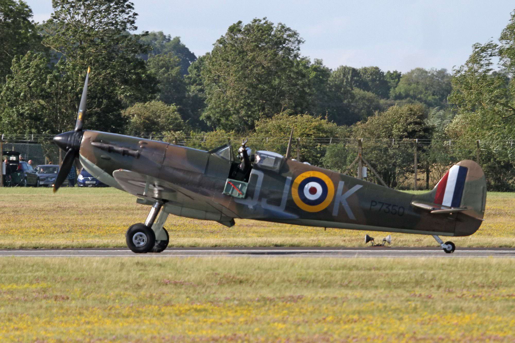Cyber A�ro Breton - SUPERMARINE SPITFIRE MK II-A