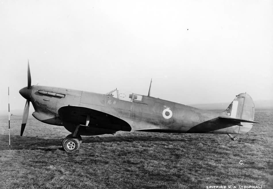 Cyber A�ro Breton - SUPERMARINE SPITFIRE MK V-A