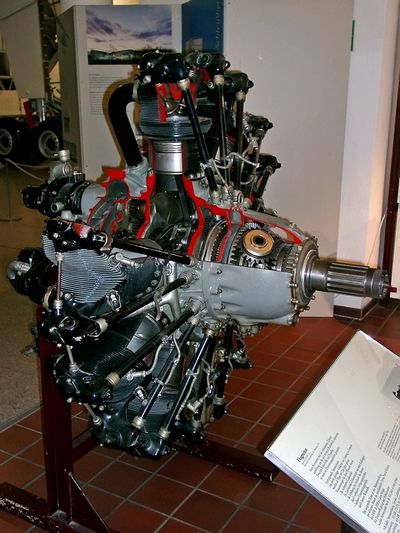 Cyber A�ro Breton - BMW 132A-3