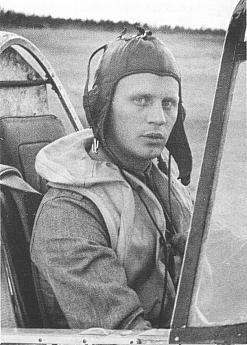 Cyber A�ro Breton - hans 