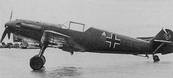Cyber A�ro Breton - D-IECY ME109E