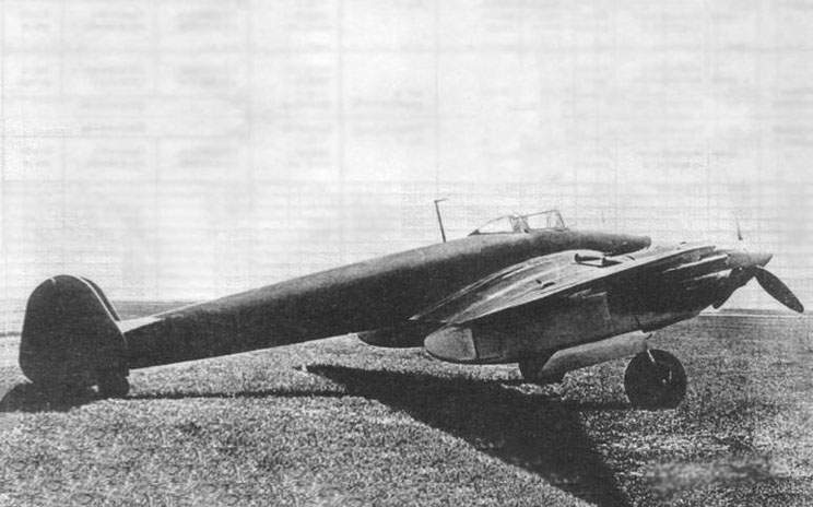 Cyber A�ro Breton - MIKOYAN-GUREVITCH MIG-5