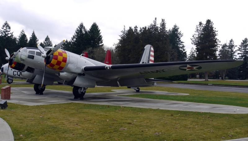 Cyber A�ro Breton - DOUGLAS B-23 DRAGON